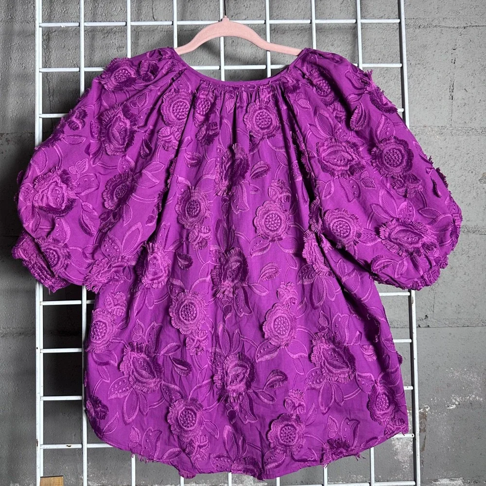 N/A vibrant magenta